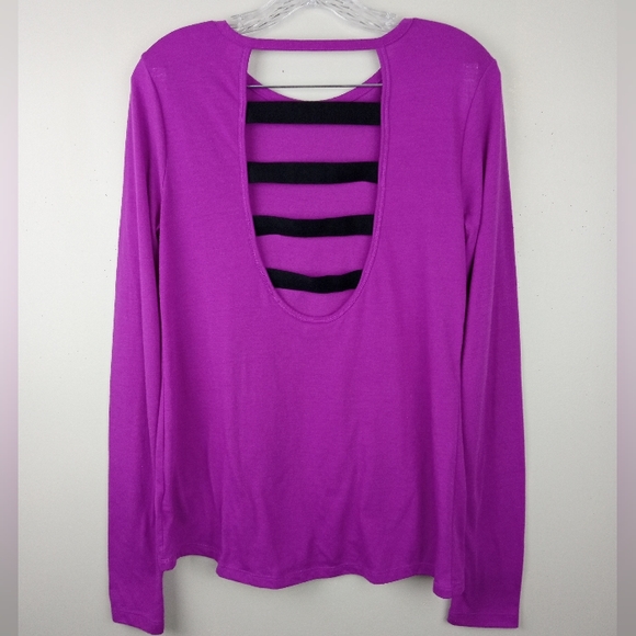 VSX Tops - NWOT Victoria's Secret VSX Vintage Long Sleeve w/ Ladder Back detail Sz. M